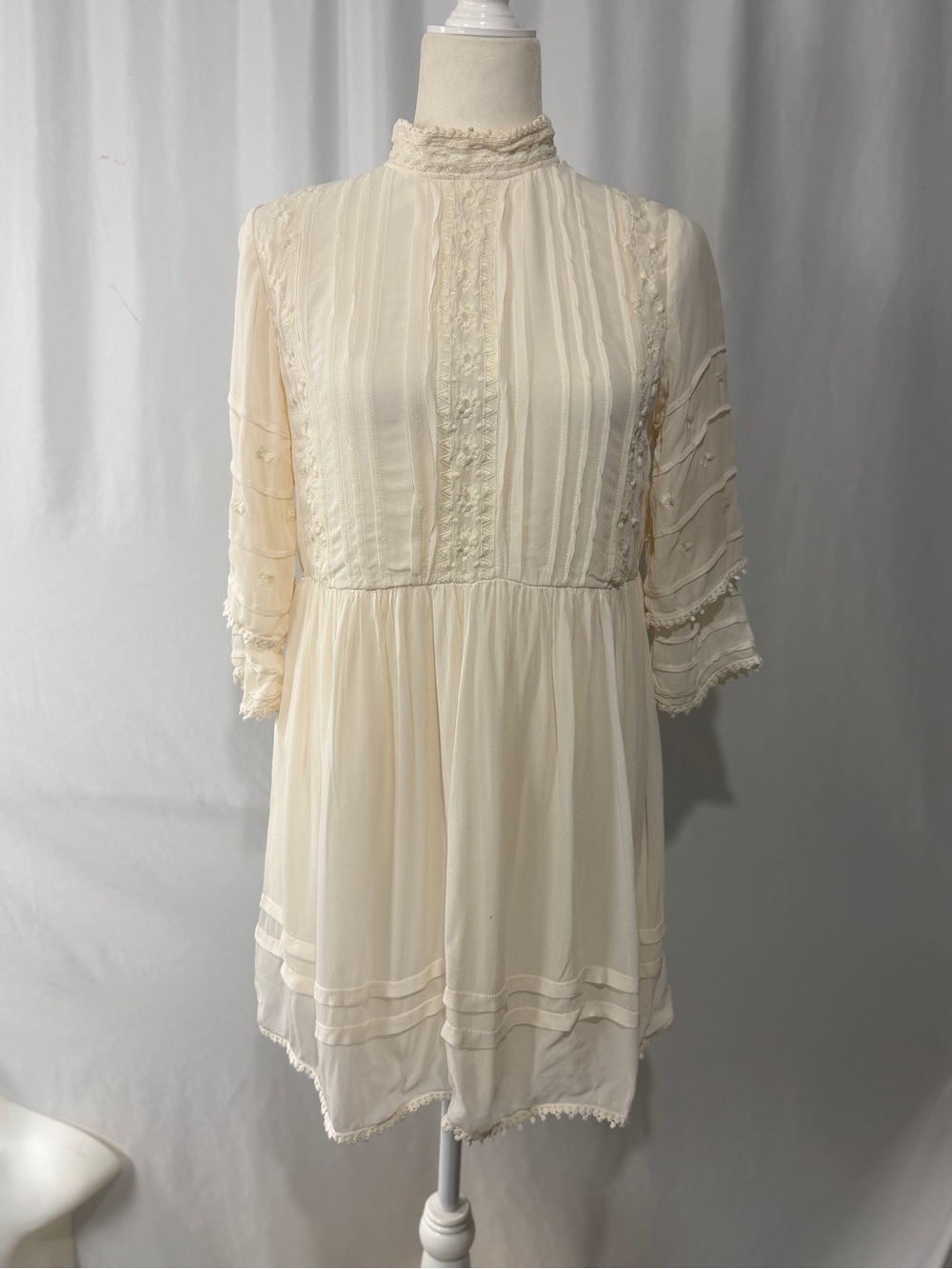 Topshop Cream Embroidered Peasant Dress Open Back Keyhole Women’s Size 6